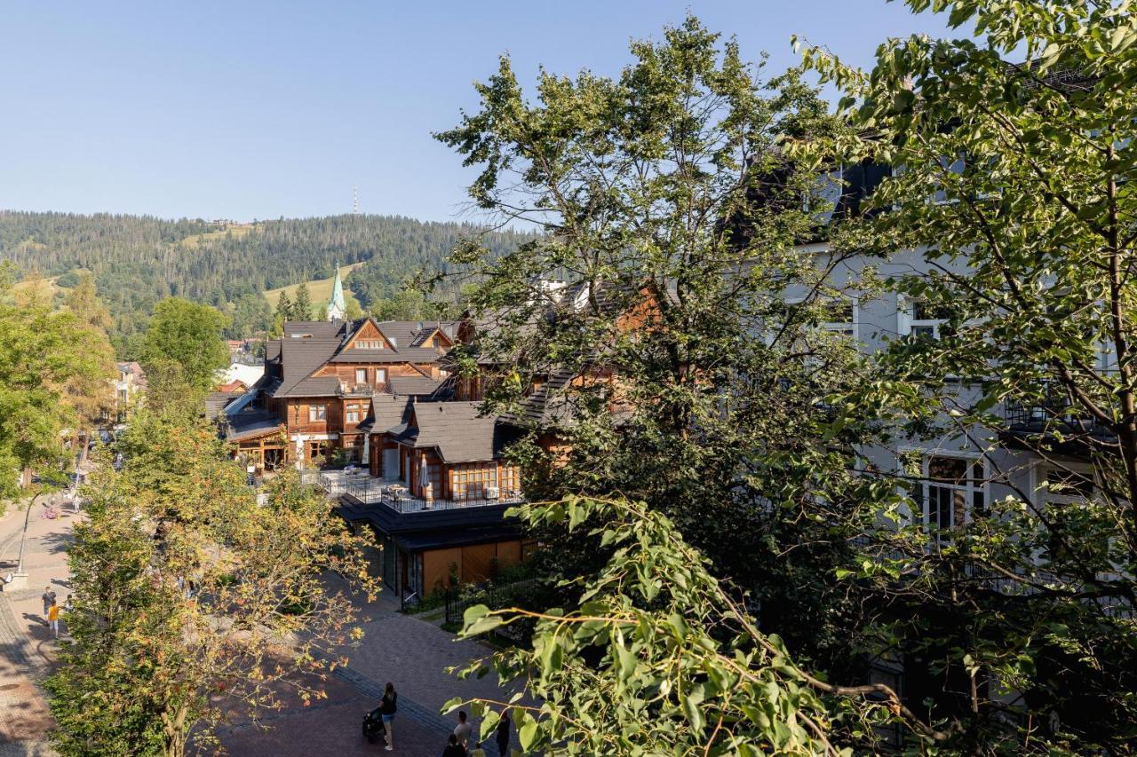 Apartments On Krupowki Street With Mountain View By Noclegi Renters Закопане Екстер'єр фото